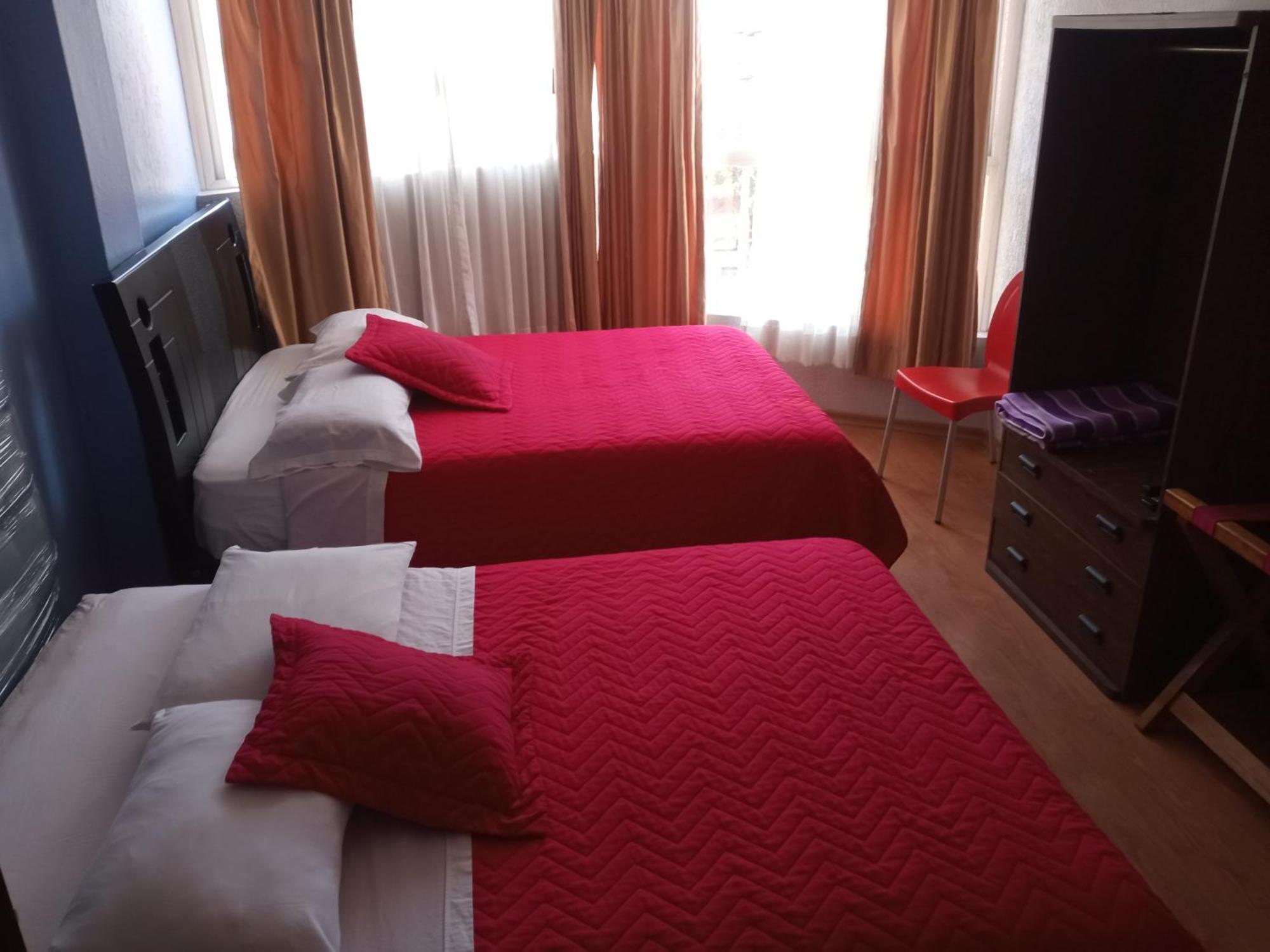 Hostal Capri Кито Стая снимка