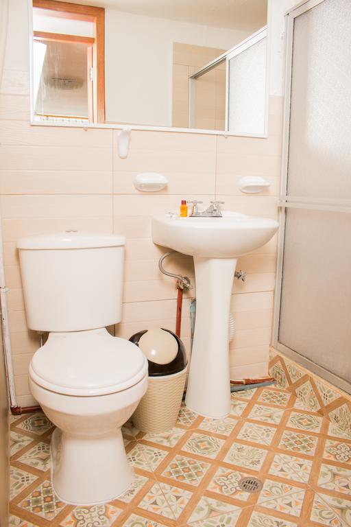 Hostal Capri Кито Екстериор снимка